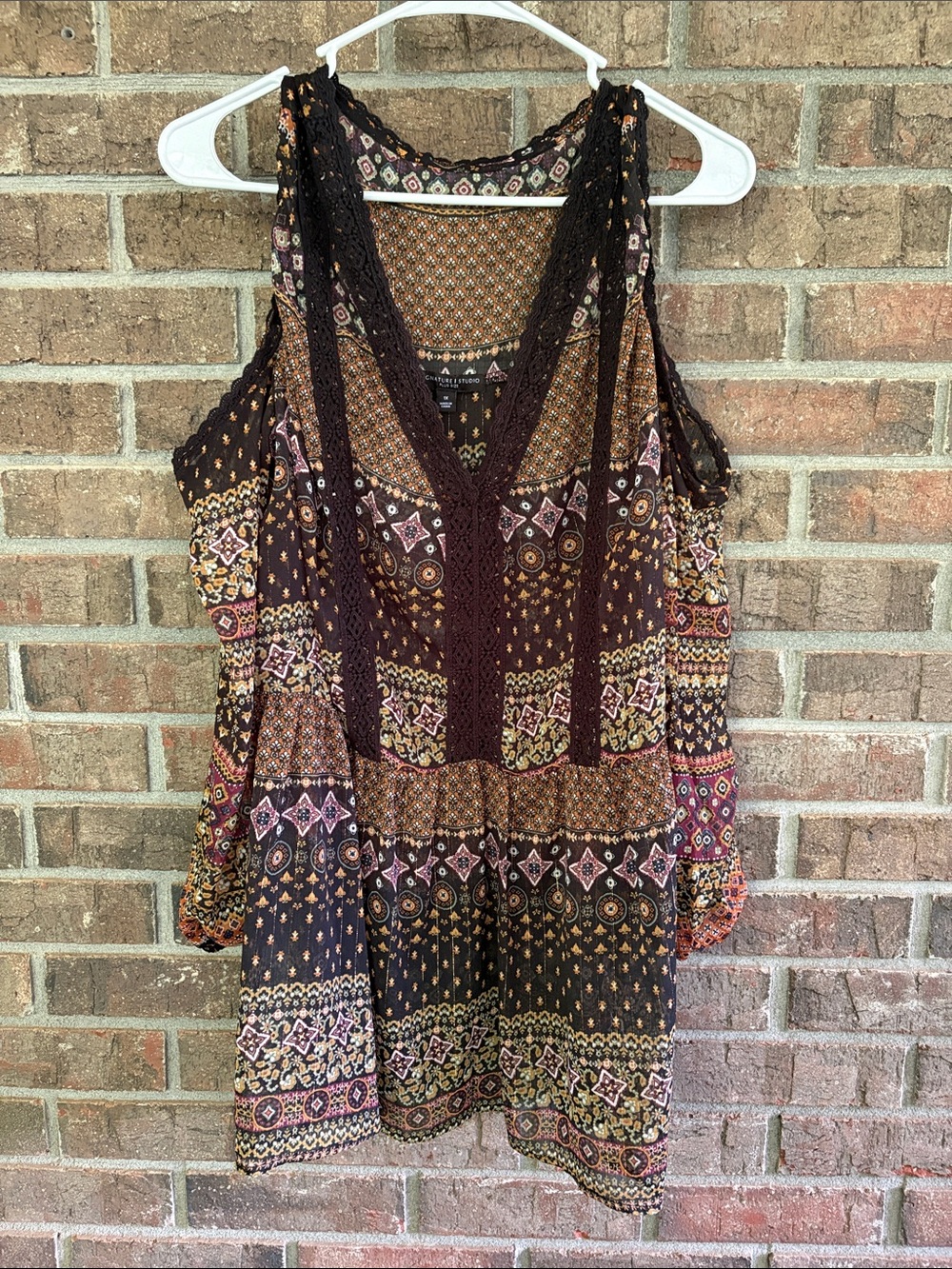 Signature 1 Studio Brown Cold Shoulder Boho Crochet-Trim V-Neck Tunic